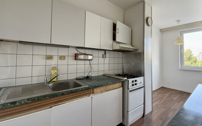 3-izbový byt s loggiou, Gessayová - výborná lokalita a priestor pre vaše predstavy