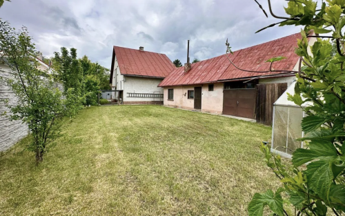 10-izbový rodinný dom, ÚP 340m2, pozemok 638m2, voľný ihneď k nasťahovaniu sa